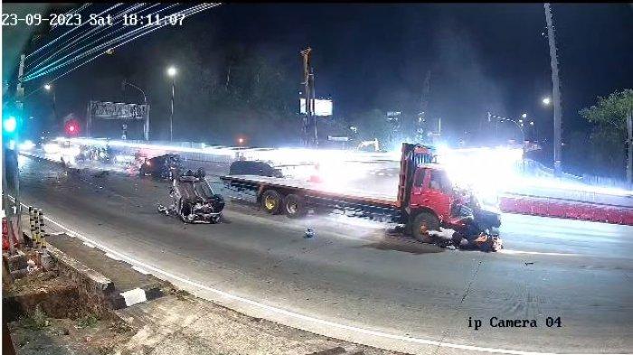 Kecelakaan di exit tol bawen