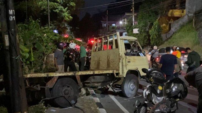 Kecelakaan melibatkan truk dan kendaraan lain di turunan Gombel, Banyumanik, Kota Semarang, Jumat (20/9/2024) malam.