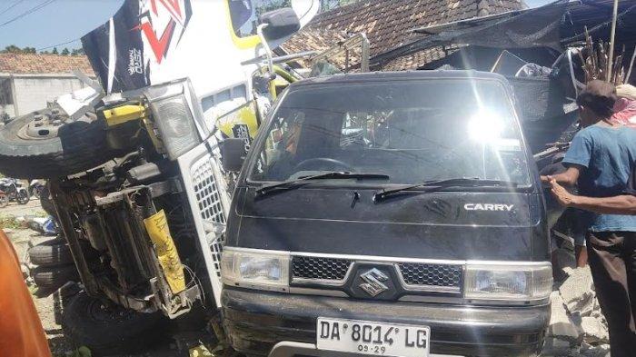 Kondisi kendaraan yang terlibat kecelakaan di Jalan Raya Kunduran - Todanan, tepatnya di wilayah Desa Sambiroto, Kecamatan Kunduran, Kabupaten Blora, Minggu (18/8/2024).(Dok. Polsek Kunduran)