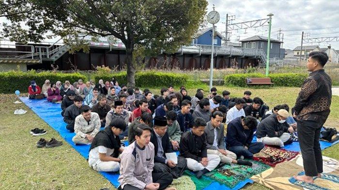Warga Jamaah Lembaga Dakwah Islam Indonesia (LDII) yang berada di Jepang menggelar Salat Idul Fitri 1445 Hijriah di Kota Nagoya, Jepang.