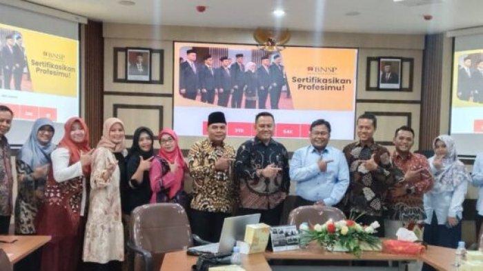 Tim LSP UIN Walisongo melakukan kegiatan kunjungan Benchmarking ke Lembaga Sertifikasi Profesi yaitu LSP Universitas Negeri Yogyakarta dan LSP UIN Sunan Kalijaga Yogyakarta.