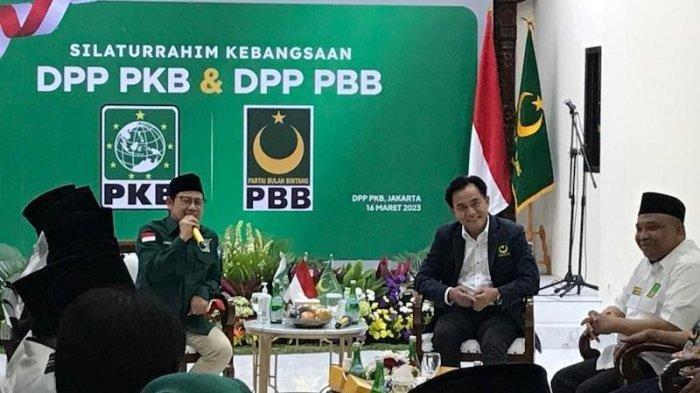Ketua Umum Partai Kebangkitan Bangsa (PKB) Muhaimin Iskandar atau Cak Imin dan Ketua Umum Partai Bulan Bintang (PBB) Yusril Ihza Mahendra