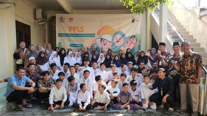 Dalam rangka mengisi kegiatan liburan sekolah bagi pelajar tahun 2024, Pimpinan Cabang LDII Kecamatan Tugu dan Ngaliyan, Kota Semarang Jawa Tengah mengadakan kegiatan Pondok Pesantren Liburan Sekolah (PPLS).