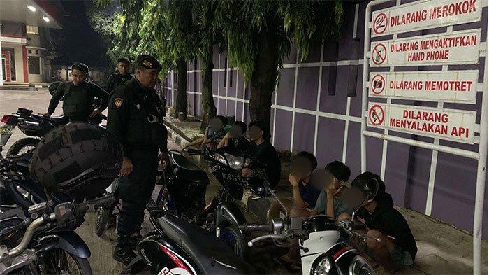 Patroli Kamtibmas, Tim Siraju Polres Jepara Dapati Gerombolan Pemuda Pesta Miras Hingga Balap Liar