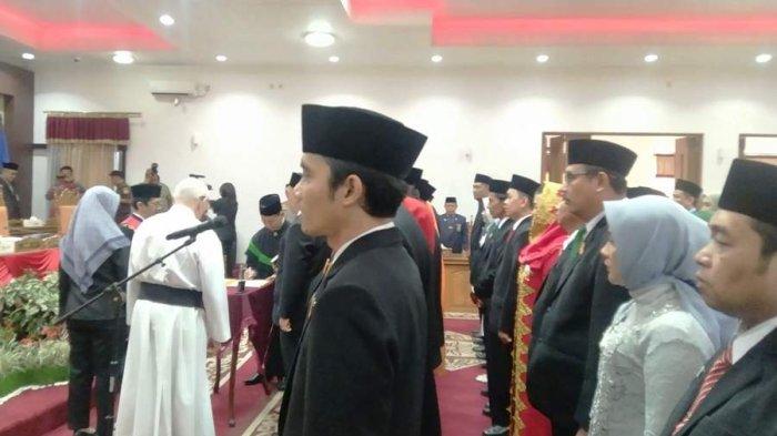 POTRET Suasana pelantikan dan pengambilan sumpah janji anggota DPRD Kabupaten Cilacap periode 2024-2029 di Gedung DPRD Kabupaten Cilacap, Selasa (13/8/2024).