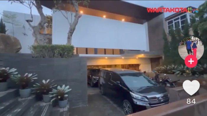 RUMAH RIDWAN KAMIL - Penampakan Rumah Ridwan Kamil di Ciumbuleuit, Diminta Lisa Mariana Jika Tak Bisa Bayar Putusan Hakim