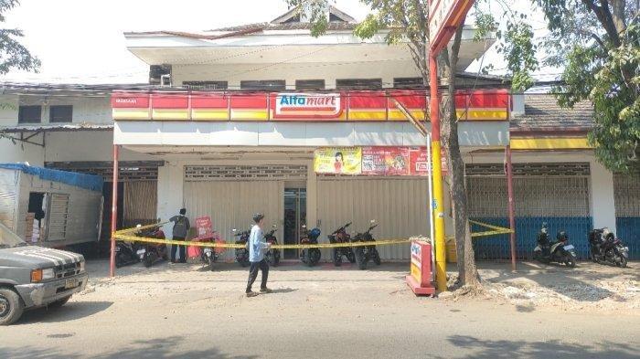 Perampokan terjadi di swalayan Alfamart, Desa Kebonagung, Kecamatan Kraksaan, Kabupaten Probolinggo, Rabu (15/5/2024) siang.
