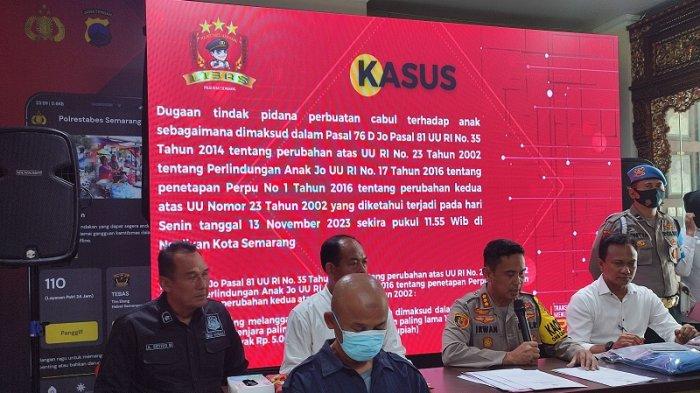 Tersangka pencabulan di TPQ Semarang, Puji Raharjo (51) ketika memberikan keterangan di depan polisi, saat konferensi pers di Mapolrestabes Semarang, Senin (20/11/2023).