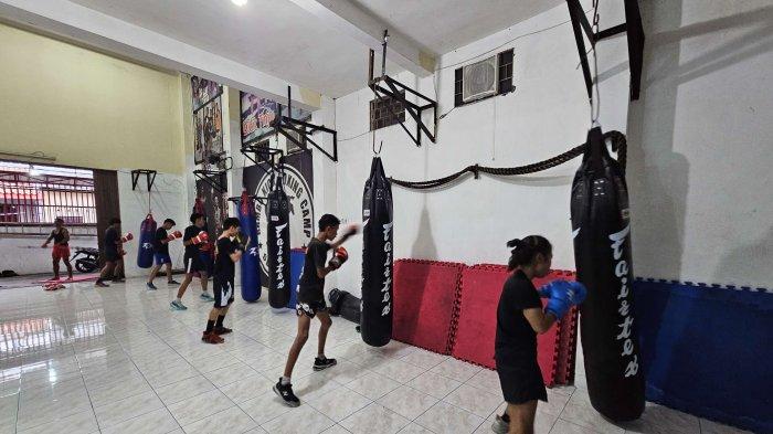 Sasana Rambo Kick Boxing 4294 di Jalan Bintoro III No 31, Pandean Lamper, Kota Semarang, Rabu (21/5).