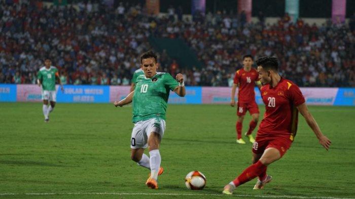 Shin Tae-yong Sebut TImnas Vietnam Dapat Keuntungan Sebagai Tuan Rumah: Gol Pertama Itu Offside