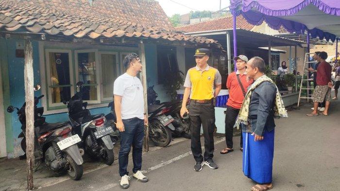 Suasana perkampungan lokasi keracunan massal di di RT 6 RW 10 Tandang, Kelurahan Jomblang, Kecamatan Candisari, Kota Semarang, Jumat (7/6/2024).