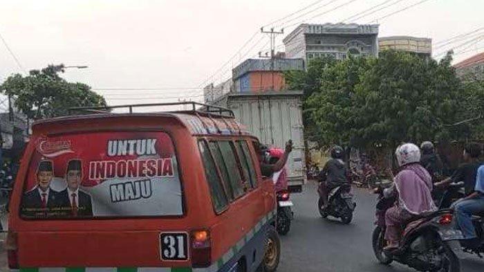 Suparlan Pemilik Angkot Dukung Pasangan Prabowo-Gibran untuk Capres-Cawapres 2024