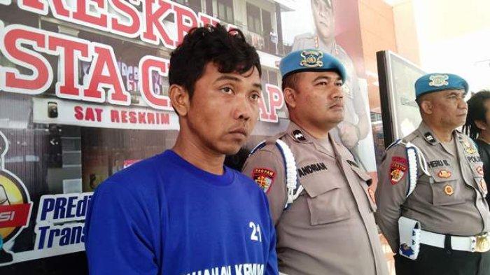 Tampang Ashar Suhada alias AS (31) tersangka kasus pencurian dan pembunuhan terhadap IM (33) warga Desa Sidaurip yang kemudian jasadnya dibuang ke septic tank.