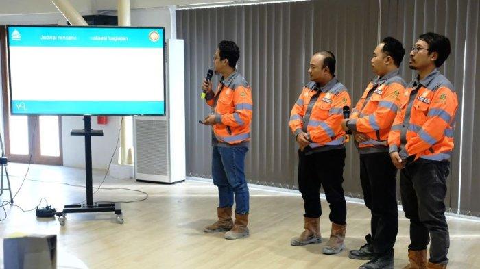Tim inovasi Vane of Life mempresentasikan materi kepada para juri SGIC VII 2024 di Omah SG PT Semen Gresik – Pabrik Rembang.