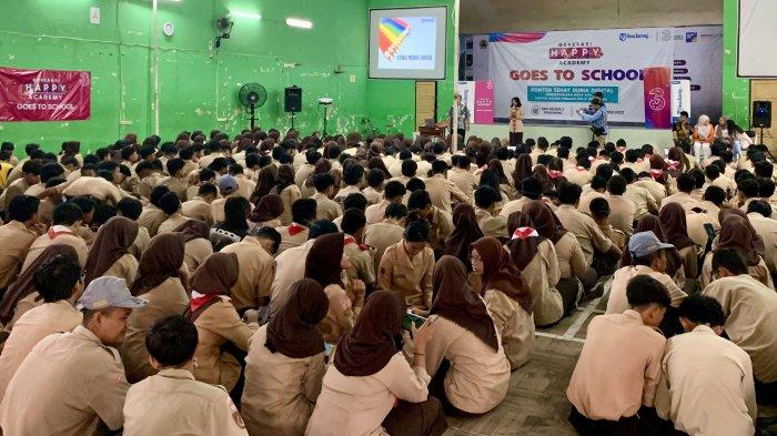 Tribun Jateng Goes to School bersama Tri dengan tema Generasi Happy Academy “Konten Sehat Dunia Digital: Memaksimalkan Media Sosial Sebagai Sarana Publikasi Diri dan Organisasi