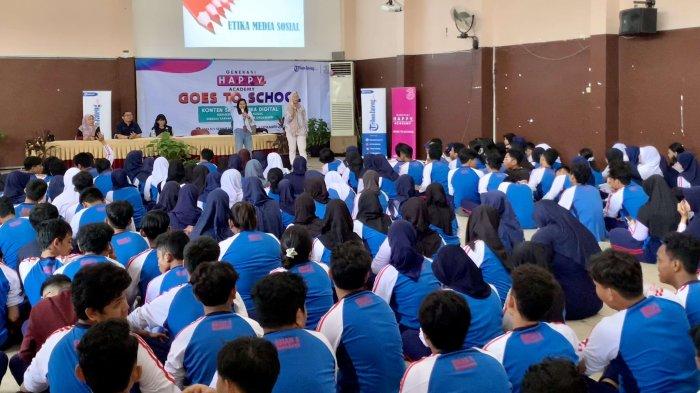 Tribun Jateng Goes to School bersama Tri dengan tema Generasi Happy Academy “Konten Sehat Dunia Digital: Memaksimalkan Media Sosial Sebagai Sarana Publikasi Diri dan Organisasi