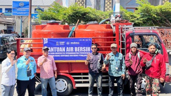 MDMC UMP salurkan 75.000 liter air bersih untuk warga terdampak kekeringan di Kecamatan Belik, Kabupaten Pemalang, Senin (2/9/2024).