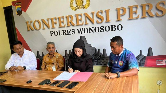 Wali murid di Wonosobo yang melaporkan guru anaknya ke polisi