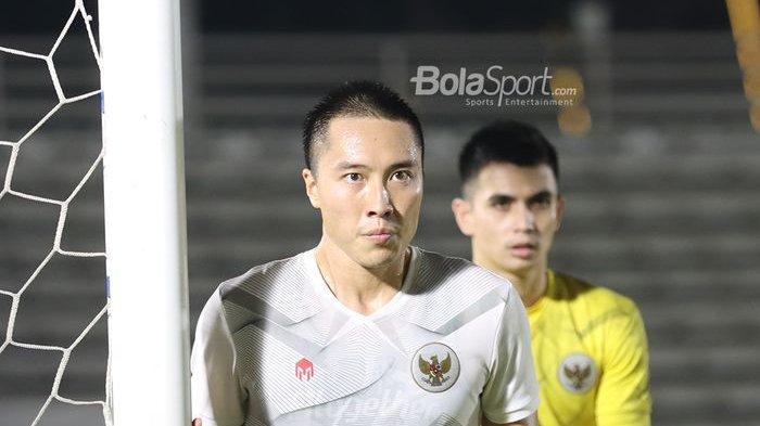 Arthur Irawan sedang berada dalam pemusatan latihan Timnas Indonesia di Stadion Madya, Senayan, Jakarta, 11 Mei 2021.