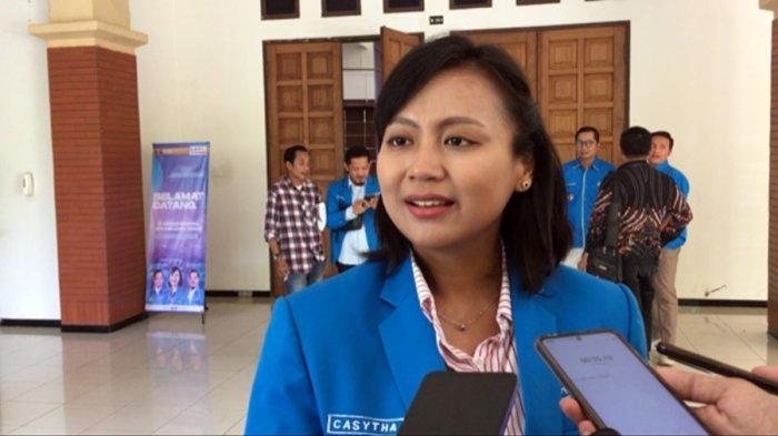 Casytha Arriwi Kathmandu, Senator RI.