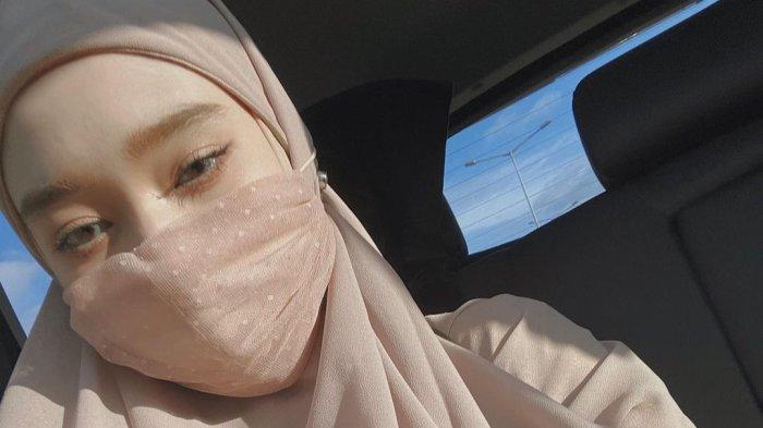 inara rusli putuskan lepas cadar demi nafkahi anak-anak