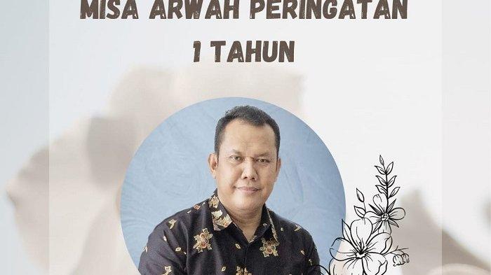 Keluarga mendiang Iwan Boedi Prasetijo melakukan doa Misa 1 tahun. Doa bersama dihadiri oleh komunitas lintas agama, teman SMA mendiang dari SMA Kolese De Britto Yogya, Gusdurian, dan tamu undangan lainnya, di Gereja Santa Maria Fatima, Banyumanik, Kota Semarang, Jumat (8/9/2023) malam.