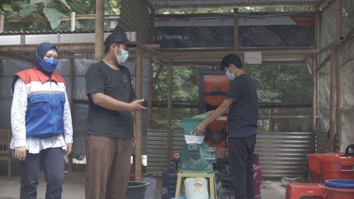 Pertamina Patra Niaga memberikan pelatihan dan budidaya ayam joper serta memfasilitasi akses pasar bagi produk-produk hasil budidaya tersebut
