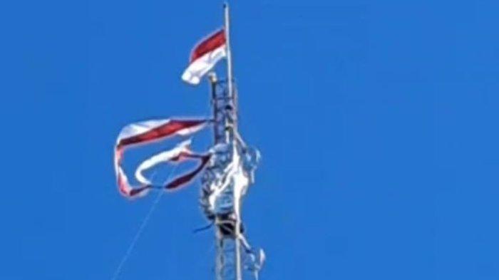 AW, pria berusia 56 tahun menaiki tower antena radio setinggi 65 meter di Gedung Gereja Masehi Injil Timor (GMIT) Sinode Kota Kupang, Nusa Tenggara Timur (NTT).