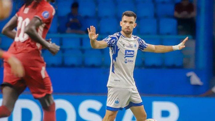 PSIS Semarang berhasil membawa pulang satu poin setelah menahan imbang PSM 0-0 di Stadion Batakan.