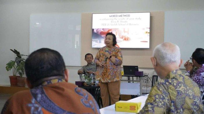 Seminar Redefinisi Pendidikan di SCU pada Senin (24/7).