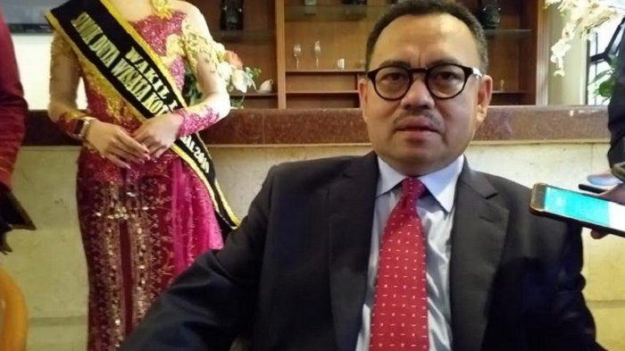 Sudirman Said usai menghadiri Wisuda Sarjana Terapan ke 3 dan Wisuda Ahli Madya ke 15 PHB Tegal, Rabu (9/10/2019).