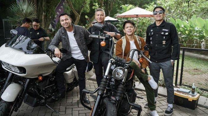 The Dudas Minus One klub motor Ariel Noah dan rekan-rekan artis