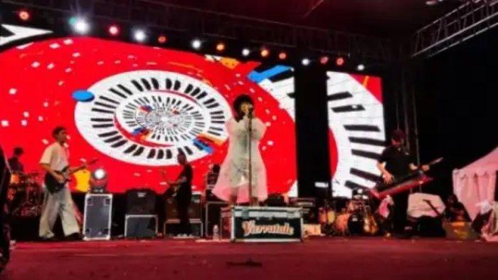 Penampilan siswa dan siswi saat ArtFest 'Gateway to Gaia' yang digelar di SMAK Kolese Santo Yusup (Kosayu)