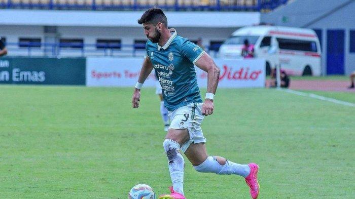 Sosok Matheus, pemain Brasil masuk jajaran top skor Liga 2. Bisa jadi opsi untuk Persija Jakarta.