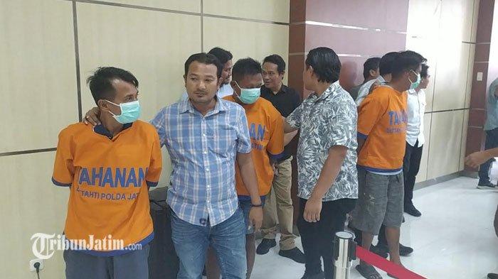 3 pelaku pembacokan saksi Paslon Pilkada Sampang nomor urut 2 Slamet-Mahfudz di Desa Ketapang Laok, Ketapang, Sampang, berhasil ditangkap Anggota Polda Jatim