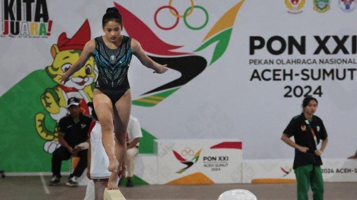 Salsabilla Hadi Pamungkas saat tampil Pekan Olahraga Nasional (PON) XXI Aceh-Sumut di GOR Dispora Sumut, Jalan Willeam Iskandar, Deli Serdang, Sabtu (31/8/2024).