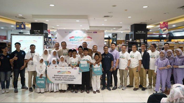 BSI Gelar Program Sahabat Bahagia Yatim Bersama BSI Maslahat di Gramedia Surabaya