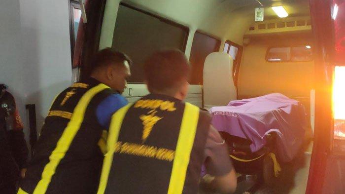 Bagian tubuh korban mutilasi Uswatun Khasanah (30) setelah dilakukan autopsi dan akan diberangkatkan menuju ke rumah duka di Blitar dari RS Bhayangkara Kediri, Selasa (28/1/2025).