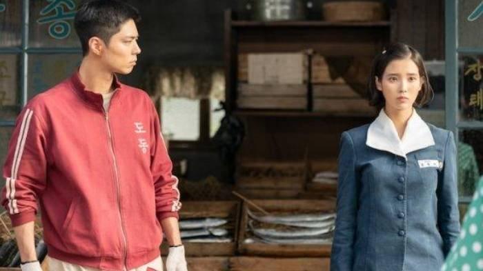 DRAMA KOREA NETFLIX - Cuplikan adegan dalam serial drama Korea When Life Gives You Tangerines yang dirilis Netflix pada Jumat (28/2/2025).