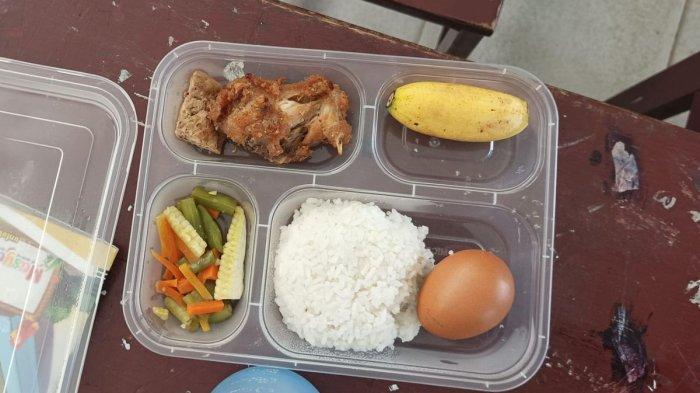 FOTO Contoh Makan Bergizi Gratis: Fajar Ibu Kantin Berhenti Jual Nasi karena Ada Makan Siang Gratis, Padahal Biasanya Jual 70 Porsi