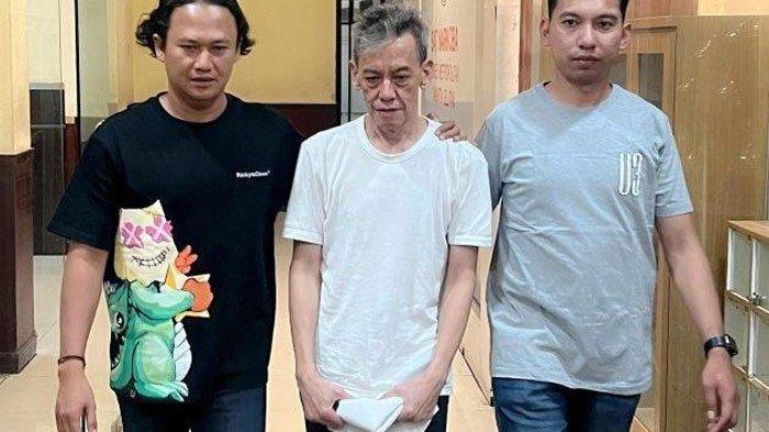 KASUS NARKOBA FARIZ RM - Fariz RM diringkus jajaran Satresnarkoba Polres Metro Jakarta Selatan pada Rabu (19/2/2025). Sang musisi Tanah Air kembali terjerat kasus narkoba.
