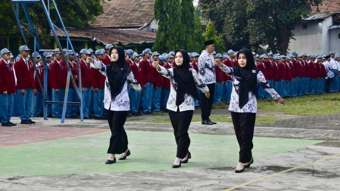 Guru di SMAN 2 Pare usai perayaan Hari Guru Nasional, Senin (25/11/2024) lalu.