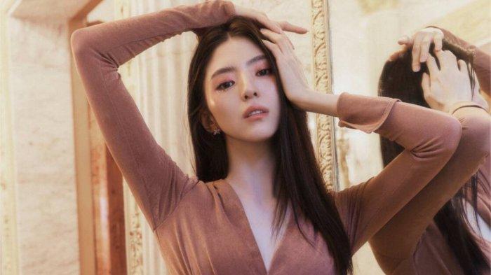 Han So Hee bahkan kembali dipuji karena penampilannya di drama Korea Gyeongseong Creature bersama Park Seo Joon.