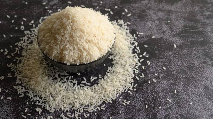 KASUS DUGAAN BERAS OPLOSAN - Sebanyak empat produsen beras diduga melakukan pelanggaran mutu dan takaran beras.