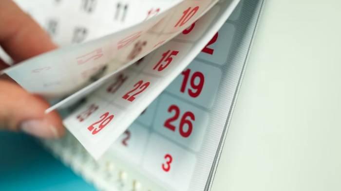 LIBUR PANJANG - Ilustrasi kalender.