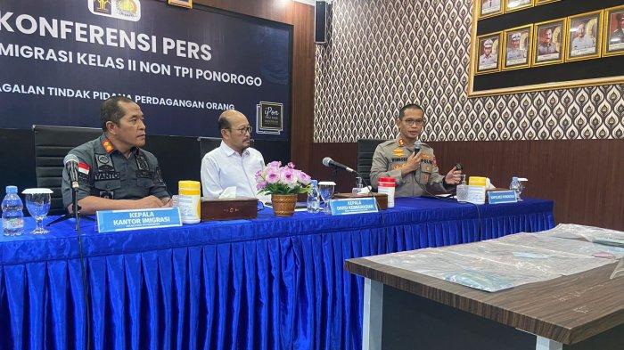 Imigrasi Ponorogo 5 Terduga Pelaku Sindikat Penjualan Ginjal,