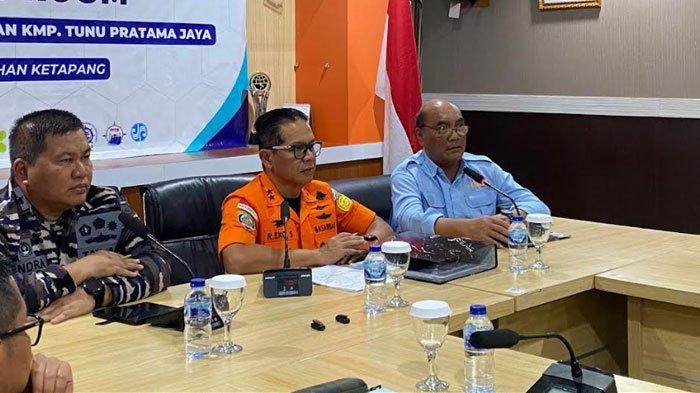 KEPALA KNKT - Kepala KNKT Soerjanto Tjahjono saat dikonfirmasi awak media dalam Konfrensi pers, pada Minggu (6/7/2025) malam.