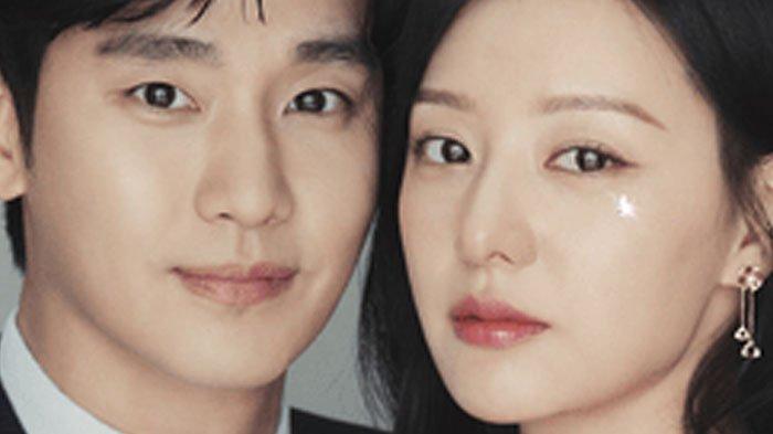 Kim Ji Won dan Kim Soo Hyun dalam drama Korea berjudul Queen of Tears.