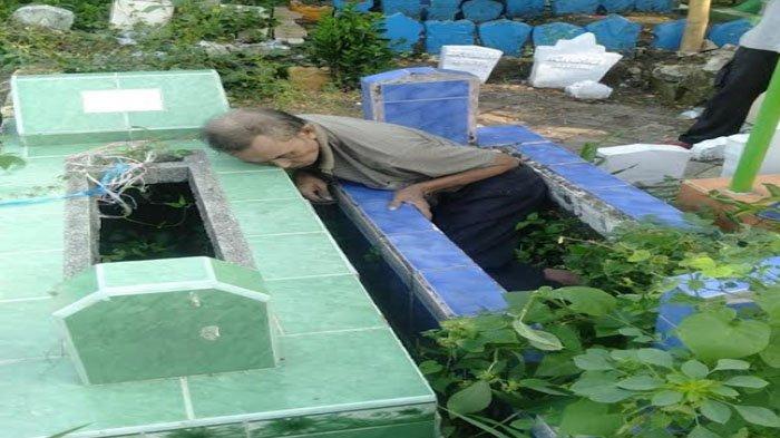 Kondisi jasad Muhammad Subandrio meninggal dunia di area makam Tlogopojok di Gresik, Kamis (11/1/2024)