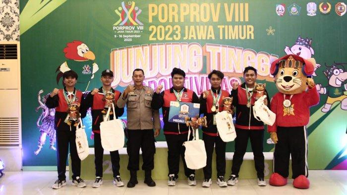 Kota Surabaya keluar menjadi juara umum cabor Esports Porprov Jatim VIII 2023 yang digelar di Kota Mojokerto